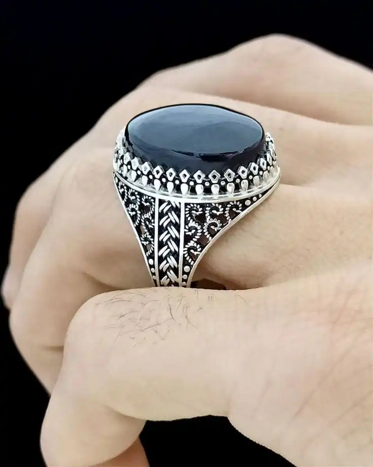 black yamni aqeeq design ring black yamni aqeeq design ring