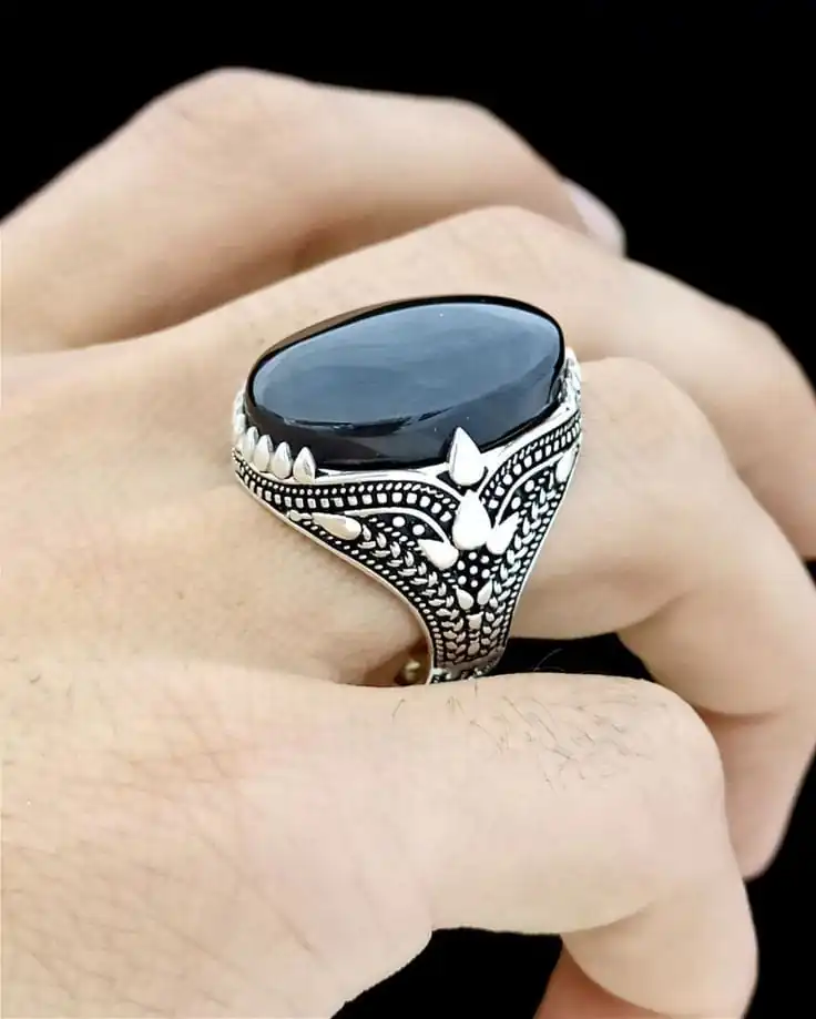black yamni aqeeq design ring black yamni aqeeq design ring